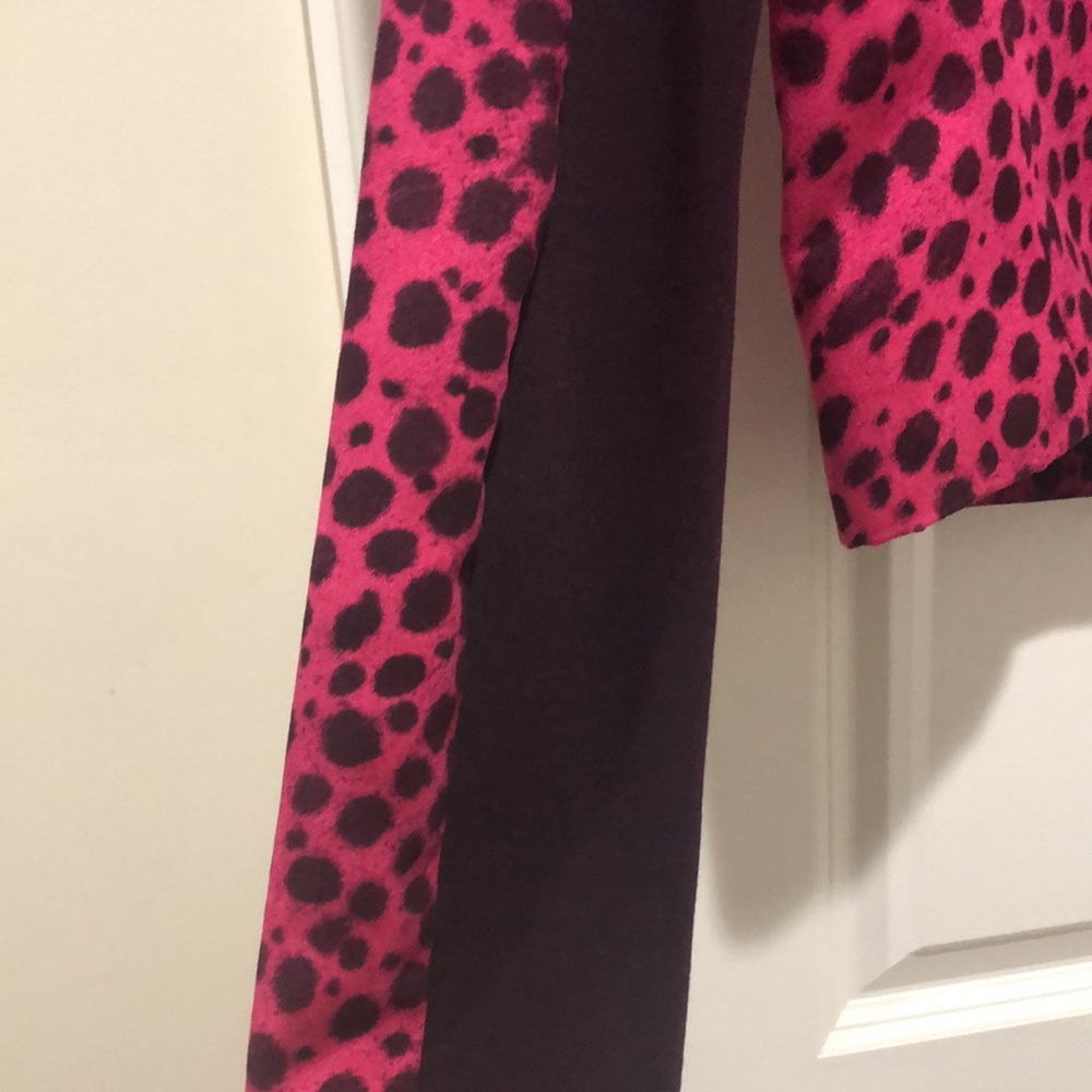 BCBG crop jacket. Worn once - Picture 6 of 9